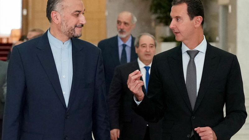 الرئيس الأسد وعبد اللهيان بحثا ملفات التعاون القائم بين البلدين والجهود التي يبذلها الجانبان من أجل متابعة تنفيذ الاتفاقات الثنائية