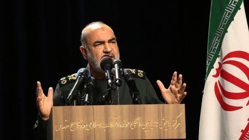 اللواء سلامي: الوحدة بين الجيش الإيراني والحرس تثير غيظة ويأس الاعداء