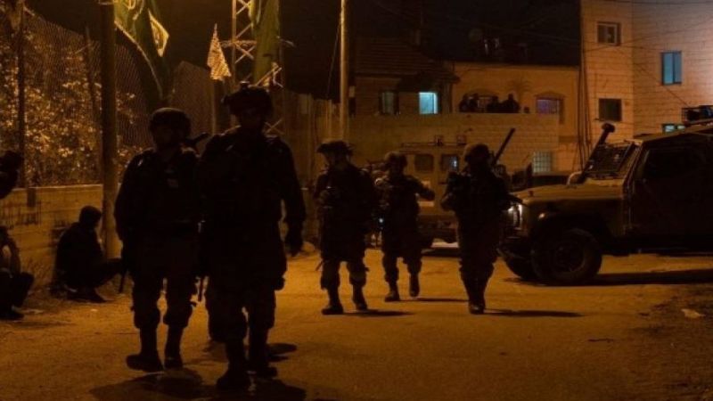 الاحتلال يعتقل 12 فلسطينيًا في الضفة بينهم قيادي في "الجهاد الإسلامي"