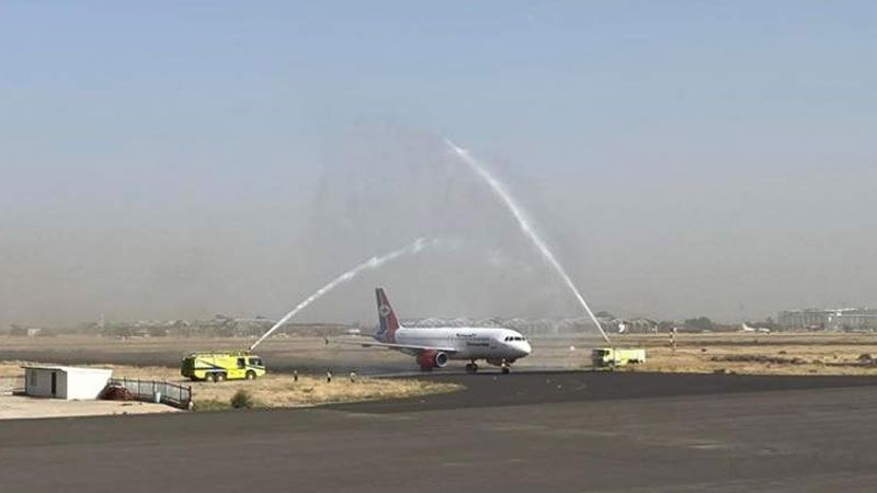 للمرة الأولى منذ 6 سنوات.. وصول طائرة يمنية إلى مطار صنعاء