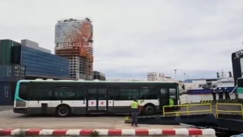 لبنان|وزير الأشغال: غدا 23 أيار الساعة 10 صباحا تصل إلى مرفأ بيروت الدفعة الأولى من الباصات الفرنسية