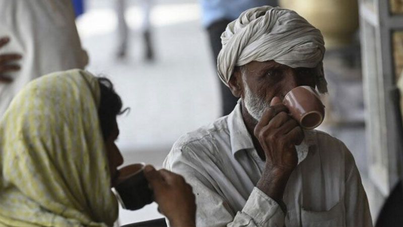 باكستان تدعو مواطنيها لخفض استهلاك الشاي