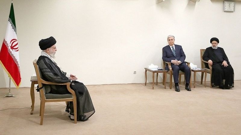 الإمام الخامنئي: توسيع التعاون بين إيران وكازاخستان من القضايا المهمة