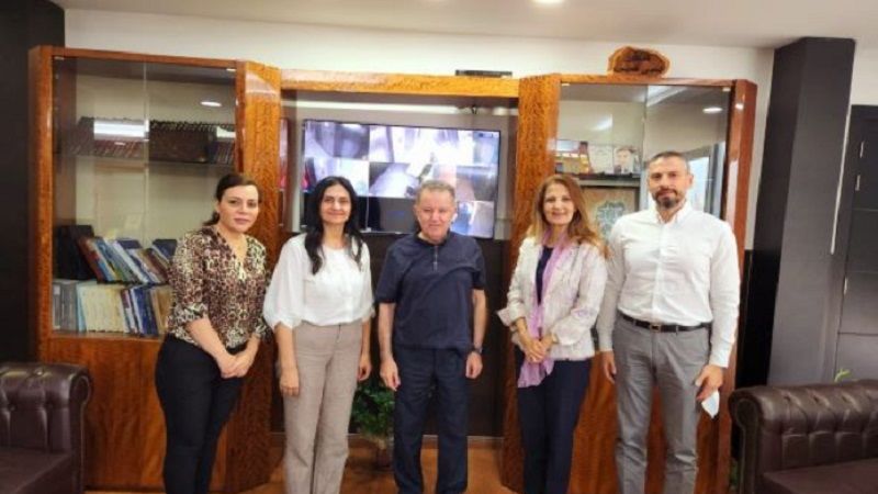 نقابة مصانع الأدوية لبنان زارت المدير العام لتعاونية موظفي الدولة