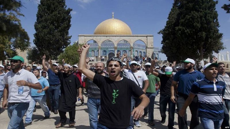 فلسطين: مناوشات بين الشبان وقوات الاحتلال أمام باب حطة