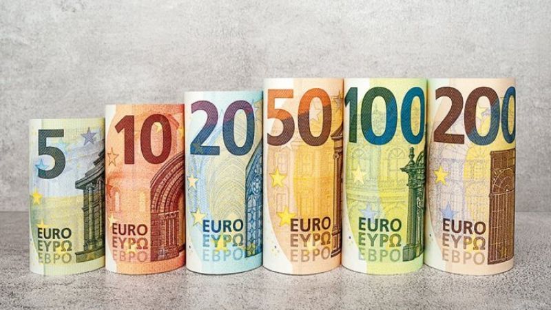 روسيا تطيح باليورو: هل يتحرّك البنك المركزي الأوروبي؟