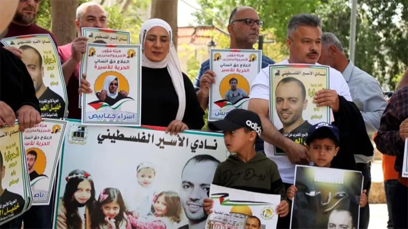 دعوات لدعم الأسرى الفلسطينيين في معركتهم في سجون الاحتلال