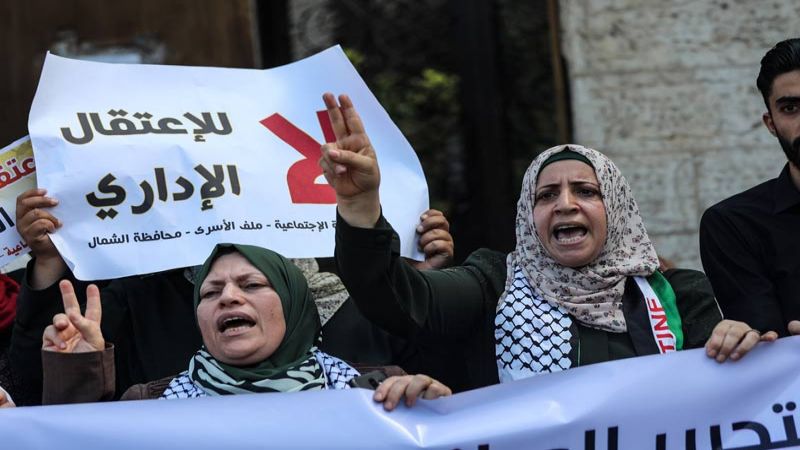 الحركة الفلسطينية الأسيرة تعلن الدخول في مرحلة "حل التنظيم" في السجون كافة قبل الشروع في إضراب مفتوح عن الطعام