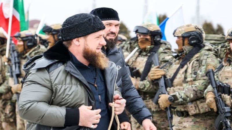 بالفيديو: قديروف يعلن عن توجه ثلاثة من أبنائه للمشاركة في العملية العسكرية الروسية في أوكرانيا