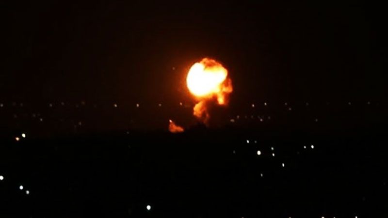 طائرات الاحتلال تقصف موقعًا لـ "حماس" في غزة 