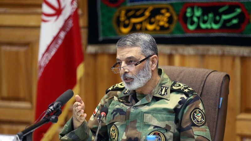 القائد العام للجيش الإيراني: هدف الاحتجاجات تقسيم البلاد