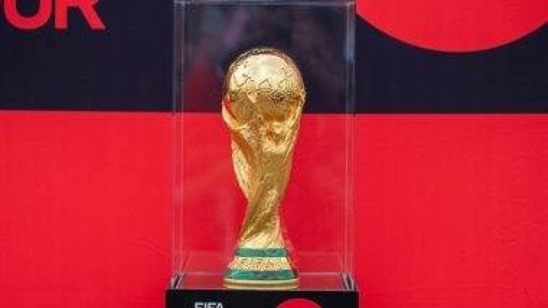 مجسم كأس العالم يصل إلى العاصمة القطرية