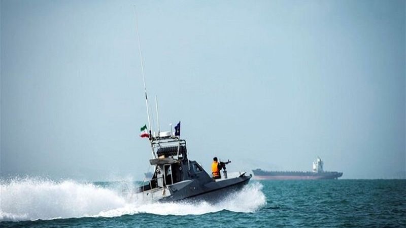 الحرس الثوري يضبط سفينة تحمل وقودًا مهربًا في الخليج