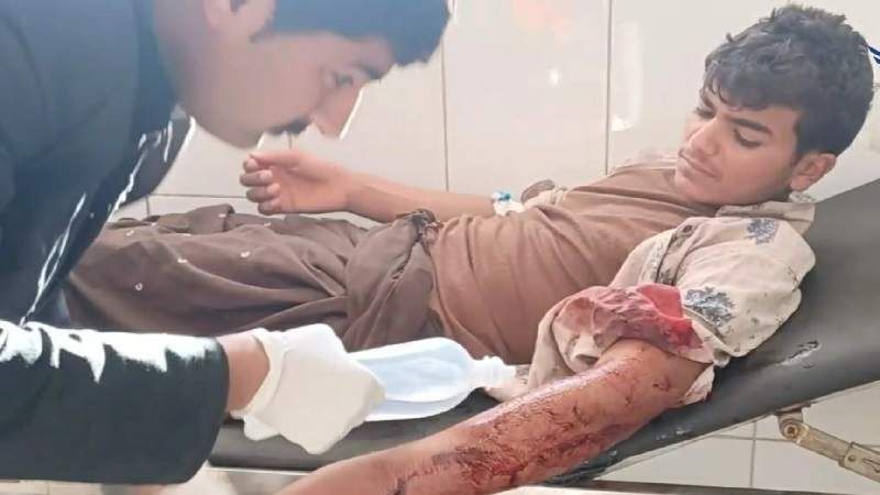 اليمن: إصابة مواطن ومهاجر أفريقي بنيران سعودية على الحدود في صعدة