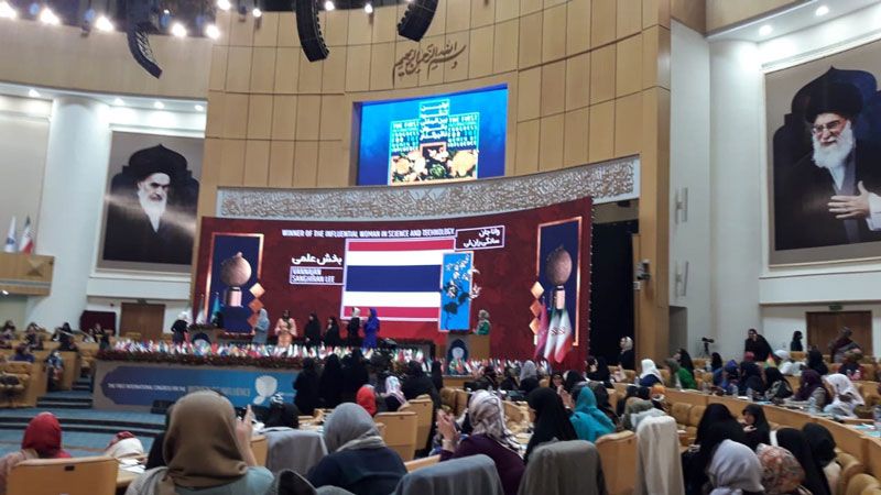 المؤتمر الدولي الأول للنساء المؤثرات في طهران: تأكيد على دور المرأة المقاومة في مواجهة التحديات