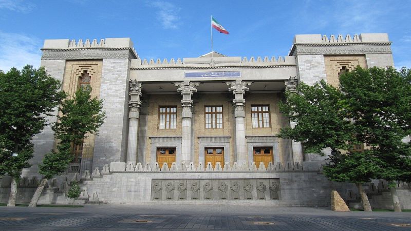 الخارجية الإيرانية: اجتماع ماكرون مع نتنياهو يستحق الإدانة