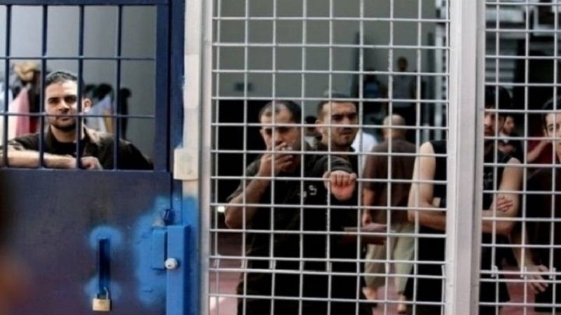 الأسرى الفلسطينيون يطلقون "معركة الحرّيّة أو الاستشهاد"