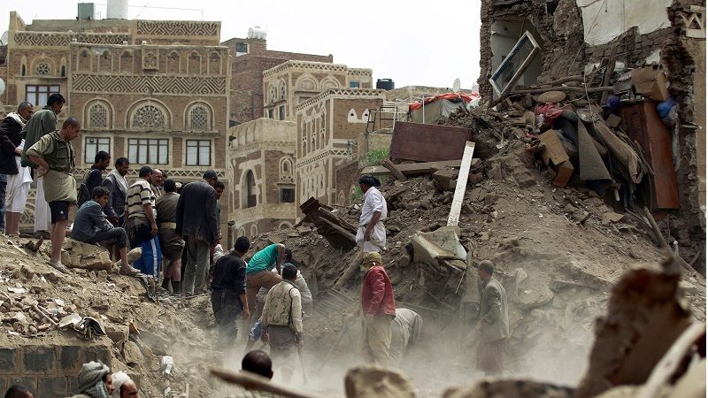 خلال 8 سنوات من العدوان على اليمن..49 ألف ضحية بالقصف المباشر ومليون ونصف بطريقة غير مباشرة