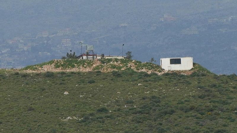 إعلام العدو: حزب الله يقيم أبراج مراقبة على الحدود ويشنّ حربًا بيئية علينا