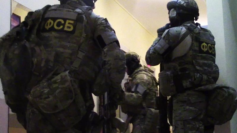الأمن الروسي يعتقل مراسل "وول ستريت جورنال" الأميركية بتهمة التجسس
