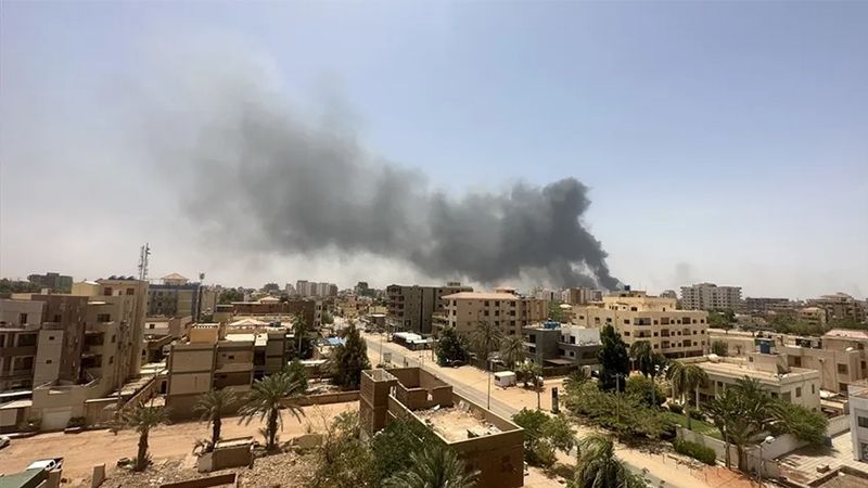 مساعٍ لتمديد الهدنة وحل الأزمة في السودان .. وعمليات الإجلاء تتواصل