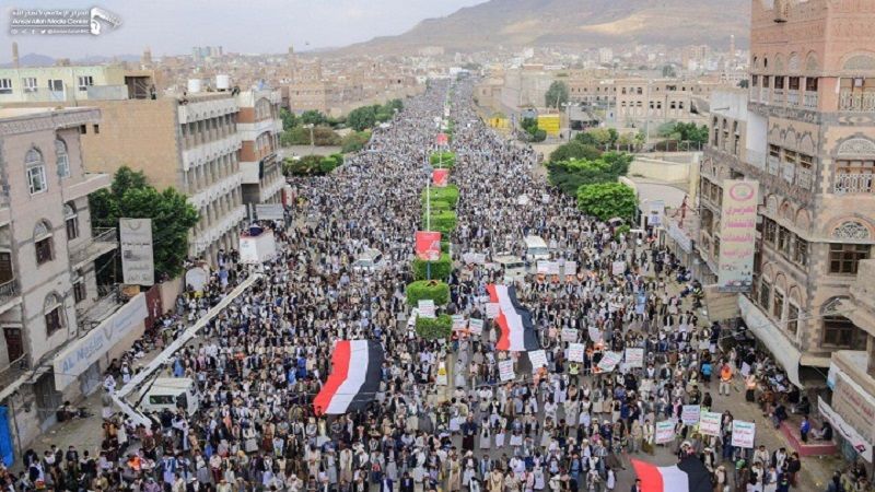 لمناسبة ذكرى الصرخة..مسيرات ضخمة في صنعاء والمدن اليمنية الأخرى 