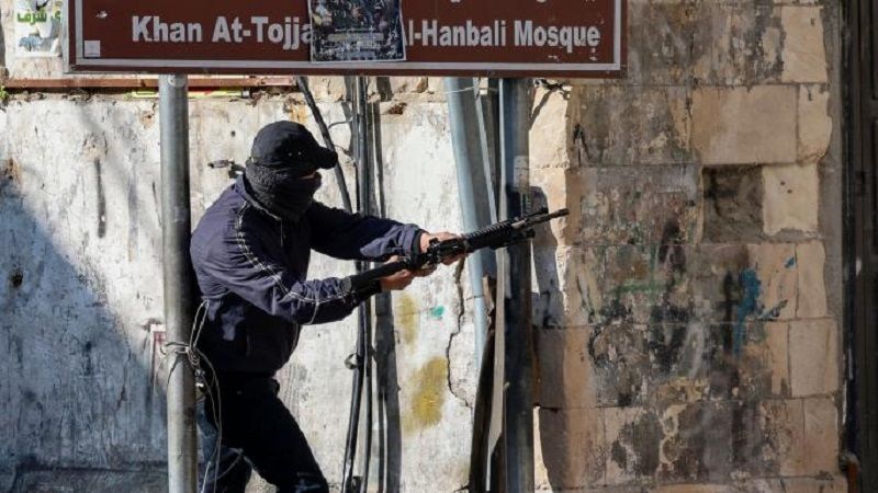 فلسطين المحتلة: قوات الاحتلال تعتقل 4 مقاومين في منطقة مرج ابن عامر غرب جنين بعد إصابتهم بجروح