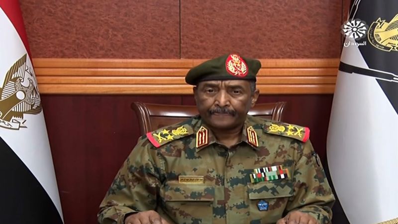 السودان| البرهان: لا يمكن إدخال قوات شرق إفريقيا دون موافقة حكومتنا