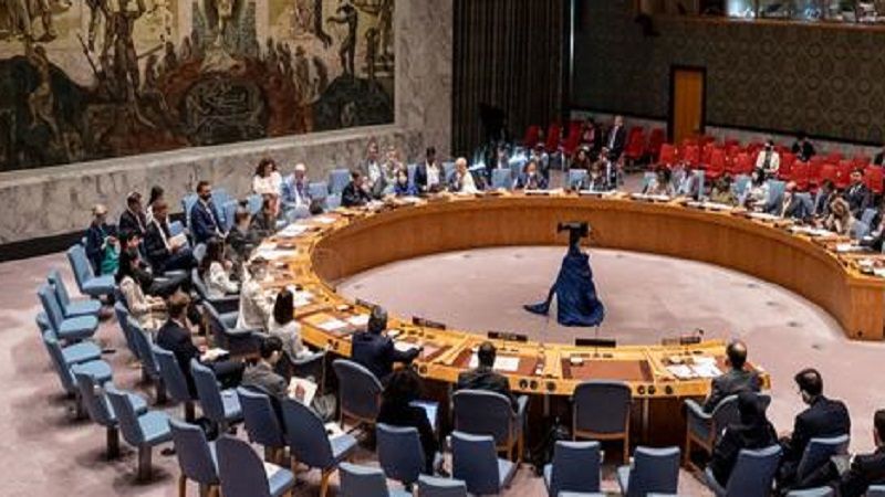  البعثة البريطانية لدى الأمم المتحدة: مجلس الأمن يعقد غدًا جلسة مفتوحة لبحث وقف روسيا العمل باتفاقية الحبوب