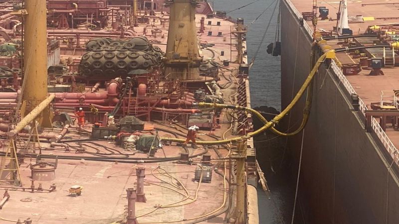 الأمم المتحدة تبدأ سحب النفط من الناقلة "صافر" قرب اليمن 