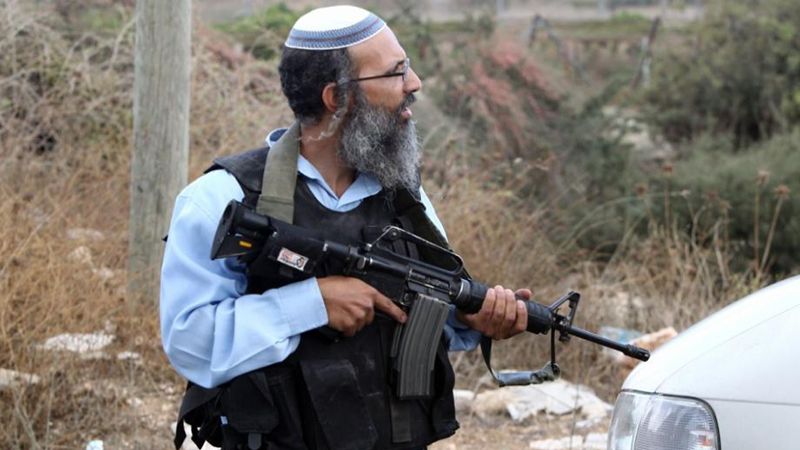 فلسطين: مستوطنون مسلحون ينتشرون في منطقة باب العامود بالقدس المحتلة