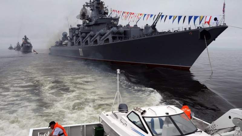 الدفاع الروسية: إحباط محاولة استهداف سفن مدنية روسية في البحر الأسود