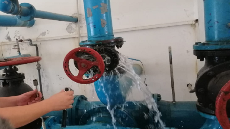 لبنان: "مياه لبنان الجنوبي" والعمل البلدي في حزب الله ينجزان صيانة خط المياه الرئيسي في كفرجوز