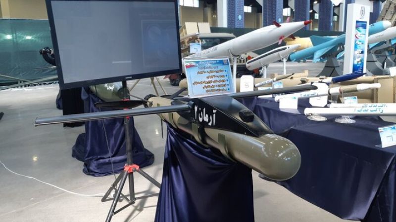 ماذا تعرف عن  قنبلة "أرمان" الذكية وصاروخ كروز "سينا" اللذين أزاحت الدفاع الإيرانية الستار عنهما؟