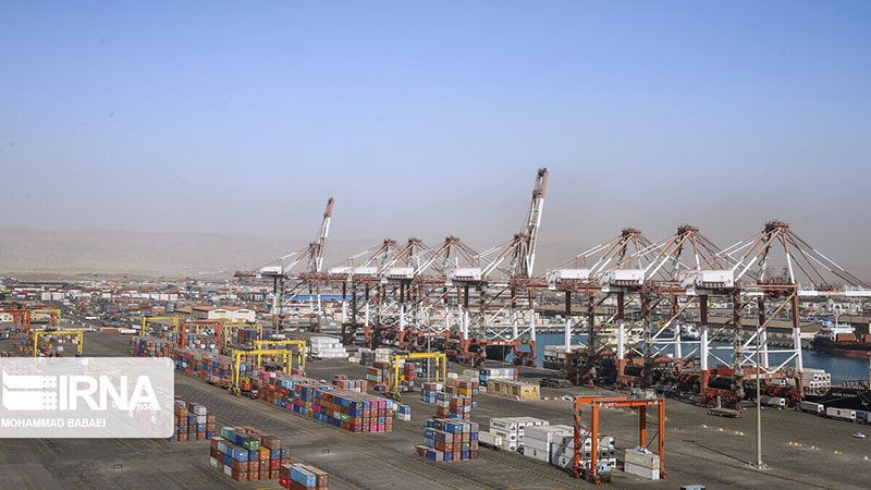 خطوط الملاحة البحريّة الإيرانيّة.. عمليات شحن وتفريغ بضائع بـ 27 مليون طن 
