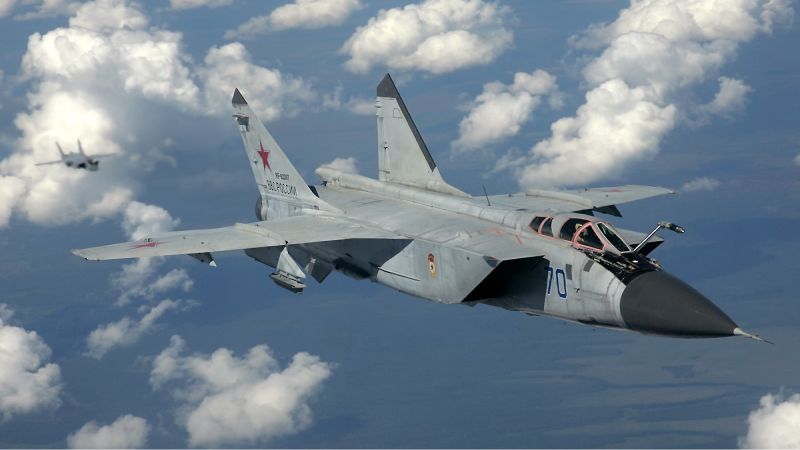 مقاتلة &quot;ميغ-31&quot; روسية تعترض طائرة أميركية فوق بحر بارنتس
