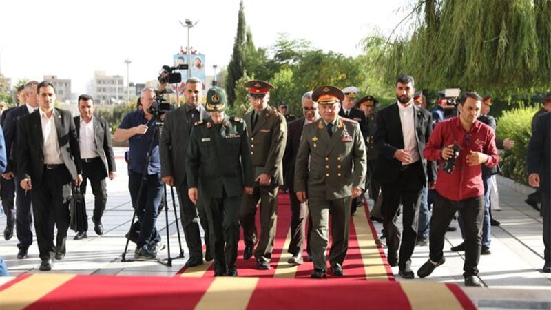 وزير الدفاع الروسي يصل طهران