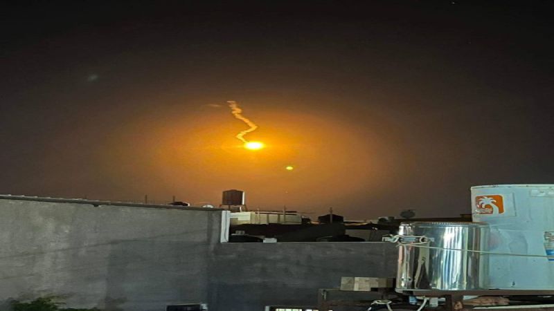 فلسطين: الاحتلال يطلق قنابل إنارة في محيط حاجز الجلمة شمال جنين بعد استهدافه بالرصاص