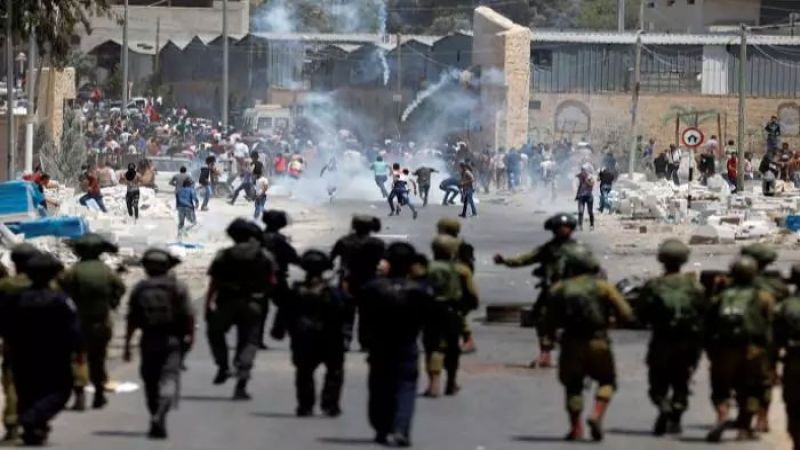 اندلاع مواجهات بين الفلسطينيين والاحتلال شرقي قلقيلية