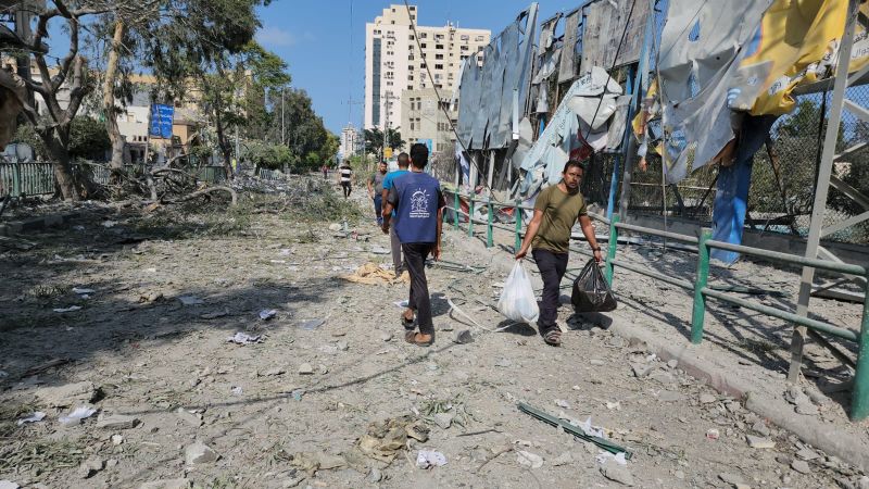 مستشفيات غزة تصارع الموت