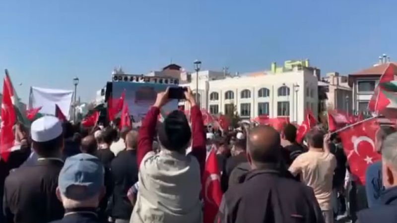 بالفيديو.. مسيرة حاشدة في مدينة قونيا التركية نصرة لغزة والمقاومة الفلسطينية