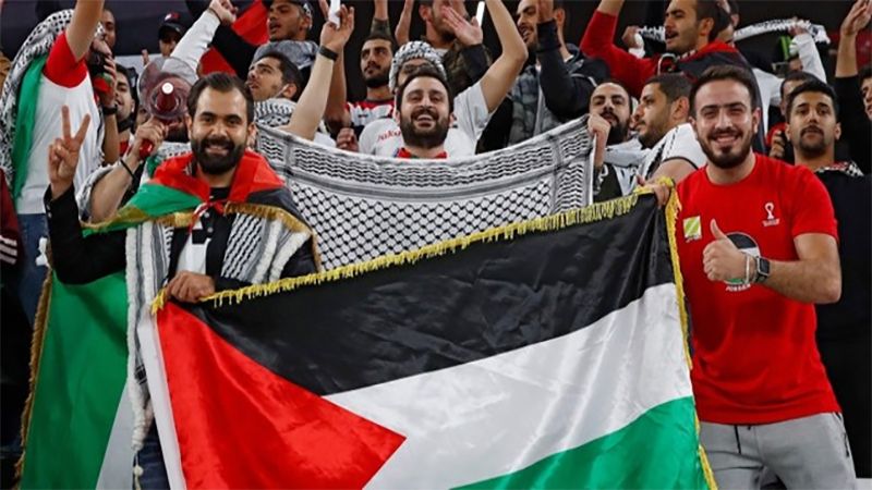 استمرار حملات التضامن الكروية مع غزة والشعب الفلسطيني