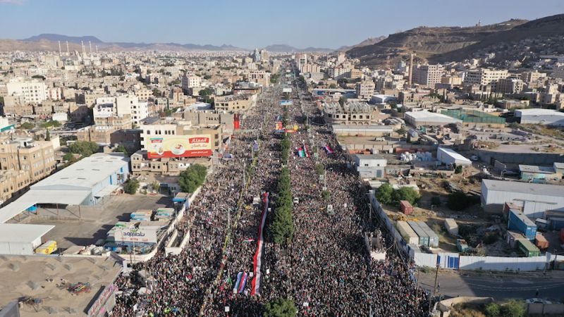 مسيرات &quot;التعبئة إسنادًا للشعب الفلسطيني&quot; في اليمن: خيارنا الوحيد هو الجهاد