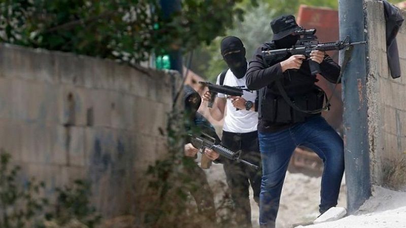فلسطين المحتلة: مقاومون يتصدون لقوات الاحتلال في بيت فجار جنوبي بيت لحم وفي مخيم العروب شمالي الخليل