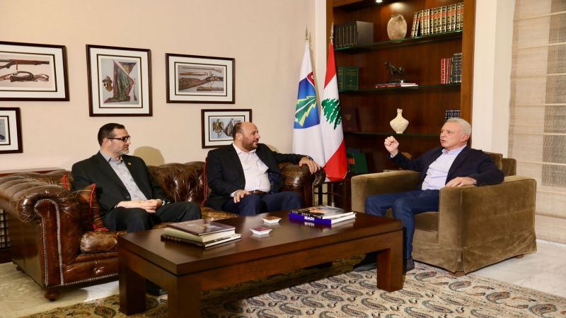 لبنان: ممثل حماس يبحث مع فرنجية مستجدات معركة طوفان الأقصى