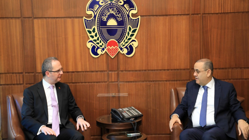 لبنان: البيسري يعرض مع السفير التركي تداعيات الحرب على غزة