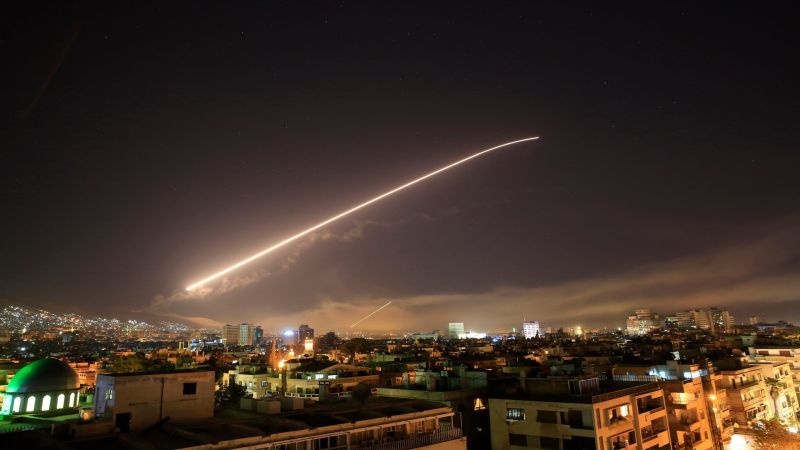 سوريا: الدفاعات الجوية تتصدّى لعدوان إسرائيلي على محيط دمشق
