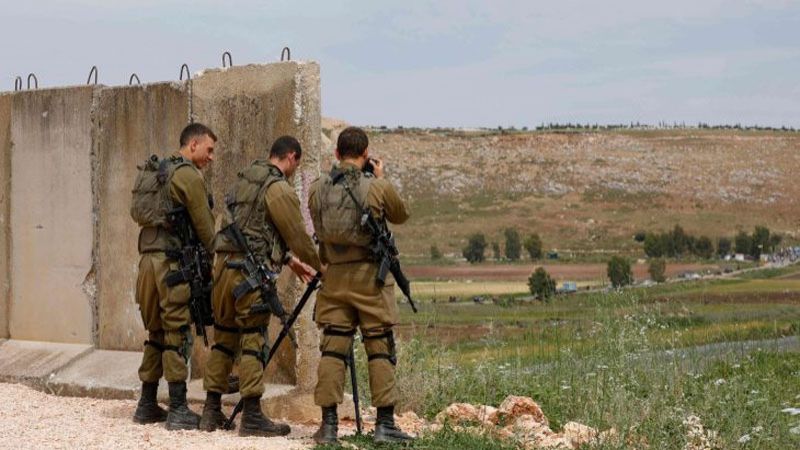 "معاريف": "إسرائيل" ترتكب خطأ استراتيجيًا خطيرًا في الساحة الشمالية