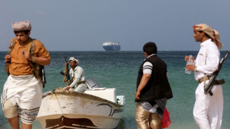 هيئة عمليات التجارة البحرية البريطانية تلقت تقريراً عن حادث في محيط باب المندب جنوب ميناء المخا اليمني