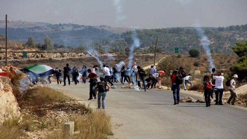 فلسطين المحتلة: اندلاع مواجهات في بلدة يعبد جنوب غرب جنين بعد اقتحام قوات الاحتلال البلدة  